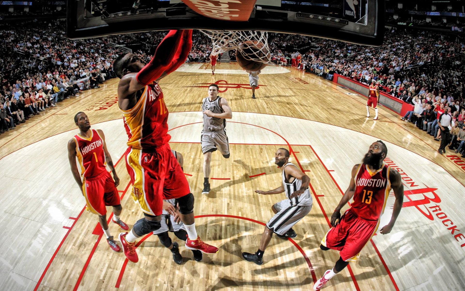 一帽封神，迈阿密之魂，布克的关键封盖与NBA杯的史诗一夜